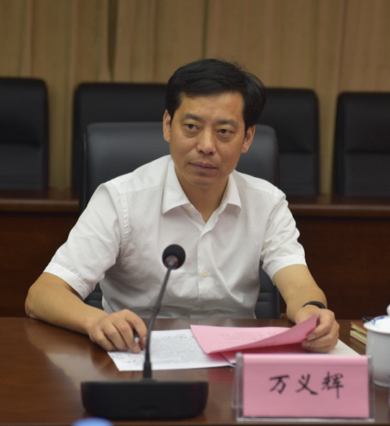 市政公用集團(tuán)黨委副書記、總經(jīng)理萬義輝調(diào)研江西長(zhǎng)運(yùn)