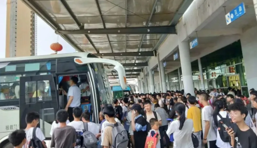 端午假期江西長運(yùn)全力保障旅客安全出行