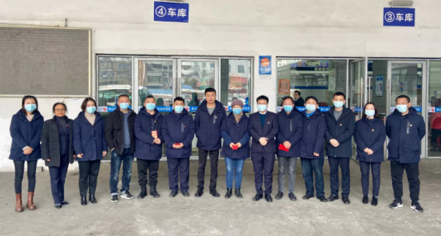 江西長運(yùn)多家子公司開展慰問困難職工活動(二)