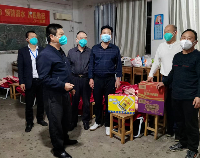 上饒汽運(yùn) 看望援萬年運(yùn)輸保障車隊