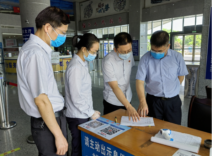 張小平督導南昌長途汽車西站安全生產、疫情防控、文明創(chuàng)建等工作