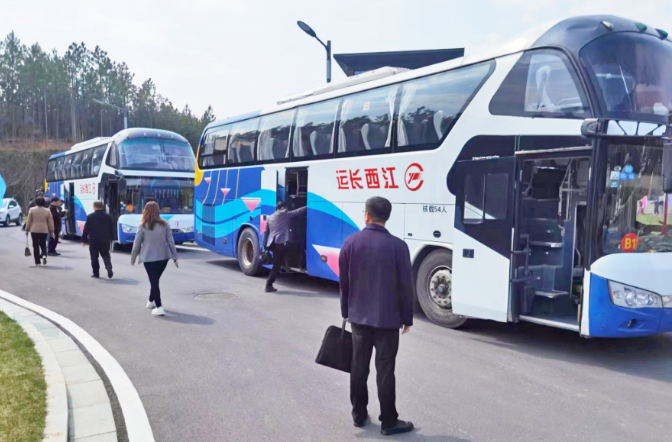 景德鎮(zhèn)長運(yùn):圓滿完成浮梁縣人大、政協(xié)會議指定運(yùn)輸任務(wù)