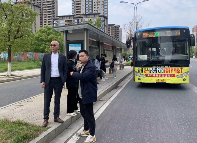 多措并舉 精準調(diào)度放假學生回家路