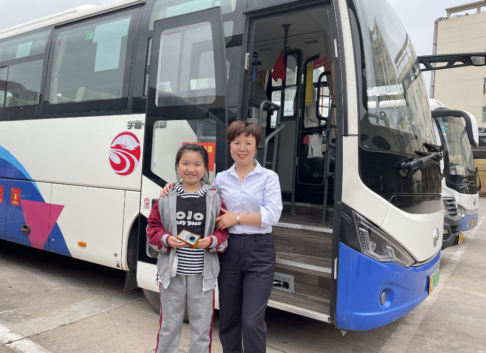 撫州長(zhǎng)運(yùn)：粗心女娃遺失手機(jī) 車(chē)站迅速幫其找回